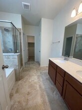 813 Sandhill Branch Dr in Austin, TX - Building Photo - Building Photo