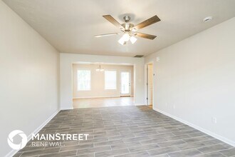 8712 Chetwood Trace Dr in Louisville, KY - Building Photo - Building Photo