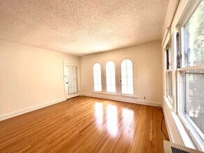 1138 N Gardner St, Unit 1138 in West Hollywood, CA - Foto de edificio - Building Photo