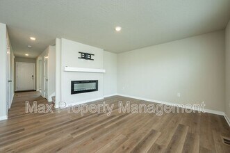 4308 NE 15th St in Ankeny, IA - Building Photo - Building Photo