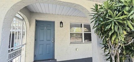 4387 Jackson St in Punta Gorda, FL - Building Photo - Building Photo