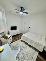 2428 Cambreleng Ave in Bronx, NY - Building Photo