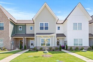 193 Susan Lynn Dr in Hazel Green, AL - Building Photo