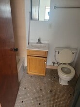 6535 Beloit Rd in West Allis, WI - Building Photo - Building Photo