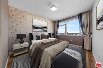 3785 Wilshire Blvd in Los Angeles, CA - Building Photo - Building Photo