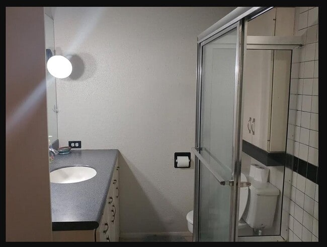property at 3131 Southwest Fwy