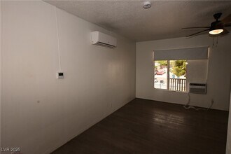 380 N 13th St-Unit -380 in Las Vegas, NV - Building Photo - Building Photo