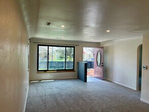 1295 Vance St, Unit A in Lakewood, CO - Foto de edificio - Building Photo