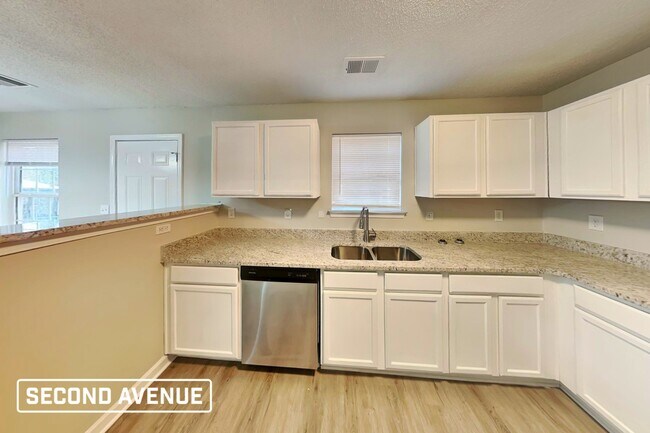 5211 Hanover St in Atlanta, GA - Building Photo - Building Photo