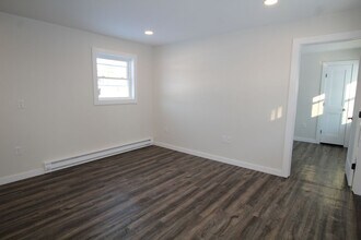 14311 Rte 9W in Ravena, NY - Building Photo - Building Photo