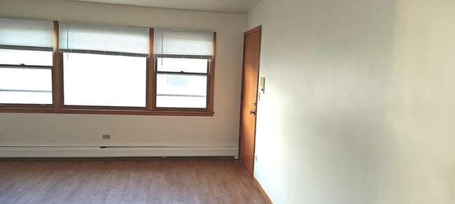 2412 N 76th Ave in Elmwood Park, IL - Building Photo - Building Photo