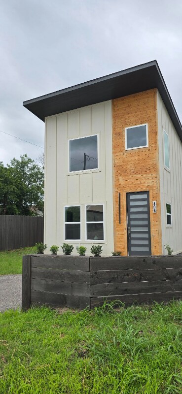 404 W Wichita St in Bowie, TX - Building Photo - Building Photo