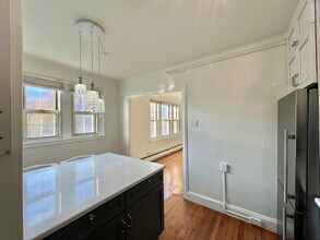 1454 Beacon St in Brookline, MA - Building Photo - Building Photo