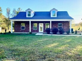 820 Bryant Ln in Belden, MS - Building Photo
