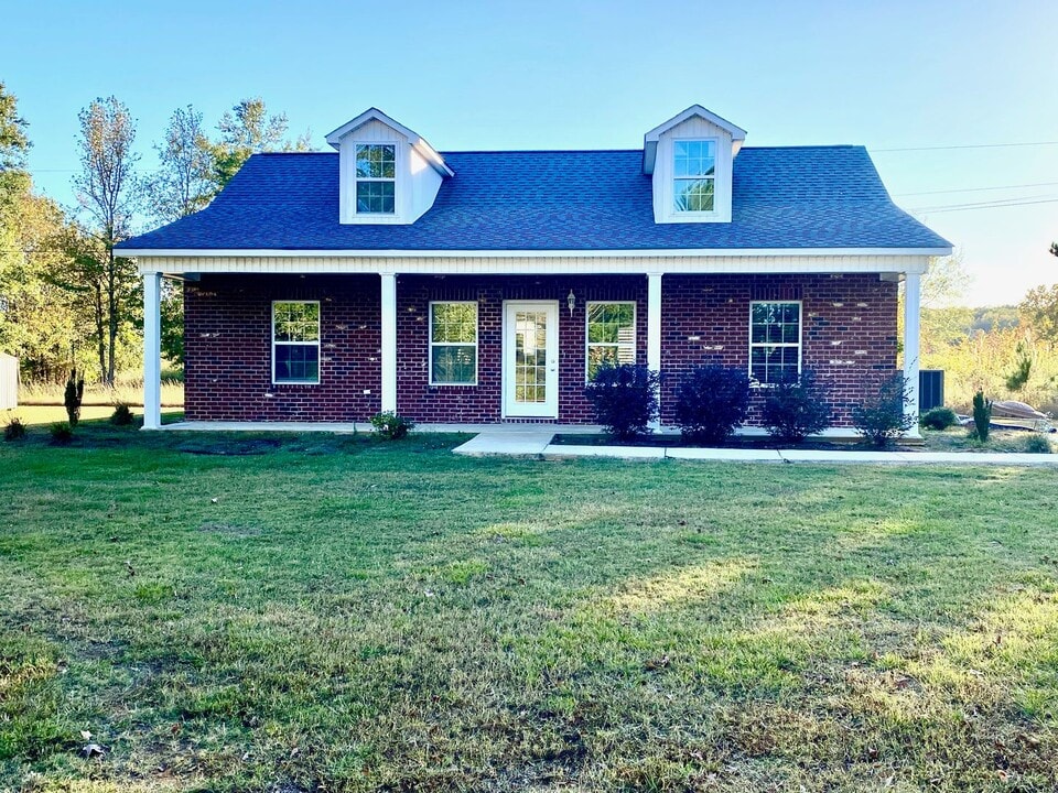 820 Bryant Ln in Belden, MS - Building Photo