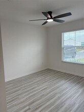 7882 Gershaneck Cir in Okahumpka, FL - Building Photo - Building Photo