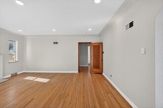 665 Krameria St in Denver, CO - Building Photo - Building Photo