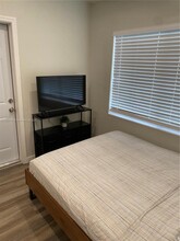 11121 SW 46th St in Miami, FL - Building Photo - Building Photo
