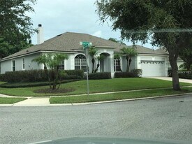 10052 Oakside Ct in Orlando, FL - Building Photo