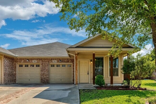 366 Armstrong Ln, Unit 366 Armstrong Ln