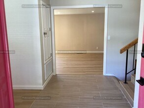 148 Lancaster Way in Vallejo, CA - Building Photo - Building Photo