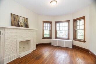 1451 W Thome Ave in Chicago, IL - Building Photo - Building Photo