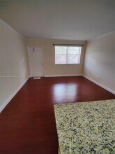 786 NW 103rd Terrace in Pembroke Pines, FL - Building Photo - Building Photo