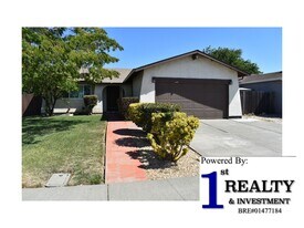 330 Bald Pate Dr in Suisun City, CA - Building Photo