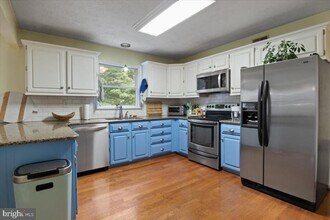 2440 Kimberly Ln in Huntingtown, MD - Building Photo - Building Photo