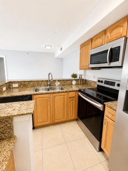 property at 281 SW Palm Dr