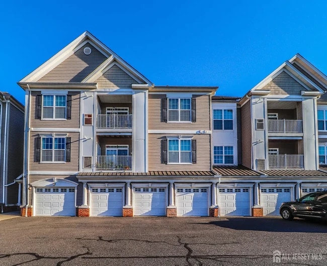 3223 Edward Stec Blvd, Unit 23 in Edison, NJ - Building Photo - Building Photo