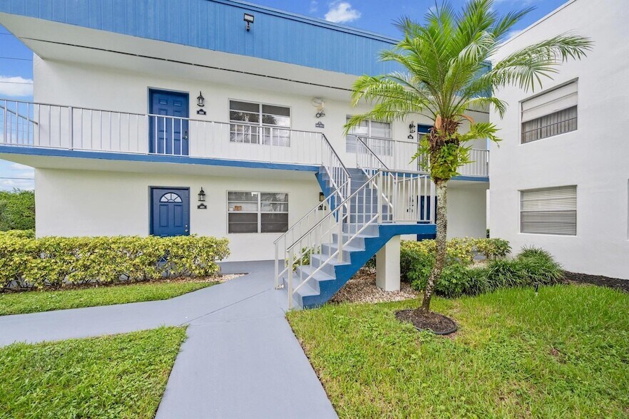 507 Normandy Ln, Unit 5070 in Delray Beach, FL - Building Photo