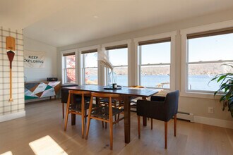 49 somerville rd in Hewitt, NJ - Foto de edificio - Building Photo