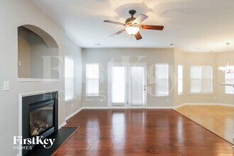 10519 Meadow Crossing Ln in Cornelius, NC - Building Photo - Building Photo