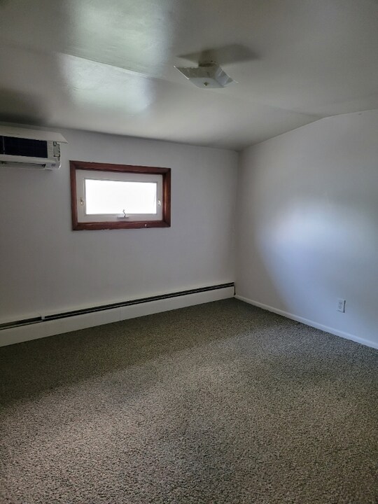 17929 Leona Ave in Maugansville, MD - Building Photo