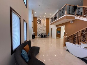 3340 Hibiscus Dr W in Belleair Beach, FL - Building Photo - Building Photo