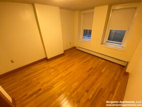 39 Charles St, Unit 2 in Boston, MA - Building Photo - Building Photo
