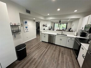 619 Spring Lakes Blvd in Bradenton, FL - Building Photo - Building Photo