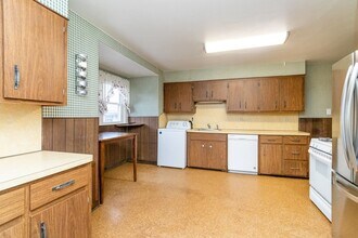 151 Pine St in Quincy, MA - Building Photo - Building Photo