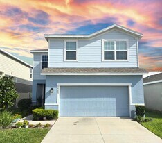 10682 Old Sycamore Lp in Land O Lakes, FL - Building Photo