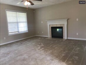 276 Peachtree Ln in Sanford, NC - Foto de edificio - Building Photo