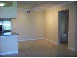 6386 Emerald Dunes Dr in West Palm Beach, FL - Building Photo - Building Photo