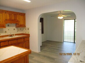 331 Clifton Ave in Daytona Beach, FL - Foto de edificio - Building Photo