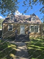 7119 Northcote Ave in Hammond, IN - Building Photo