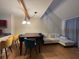 501 Bean Hill Rd, Unit 1 bedroom for rent in Northfield, NH - Building Photo