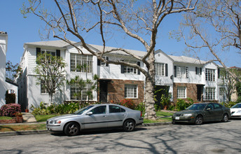 9933 Robbins Dr in Beverly Hills, CA - Building Photo - Building Photo