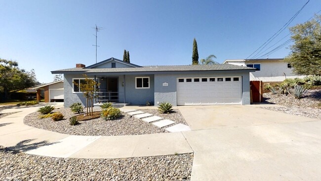 5080 Faber Way in San Diego, CA - Building Photo - Building Photo