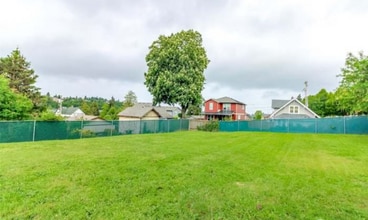 2015 E Gregory St in Tacoma, WA - Building Photo - Building Photo