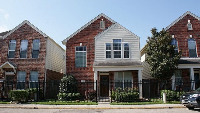 property at 1712 Aden Dr