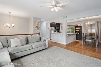 510 Leawood Ave in Toms River, NJ - Building Photo - Building Photo